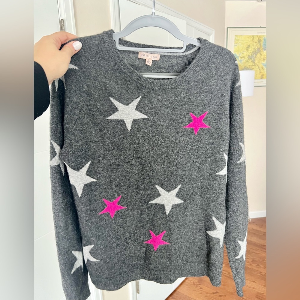 100% Cashmere Philosophy gray sweater with pink and grey stars
